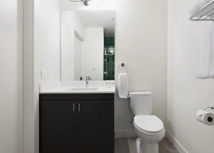 The Plymouth Classic Suites By Sonder Chicago
