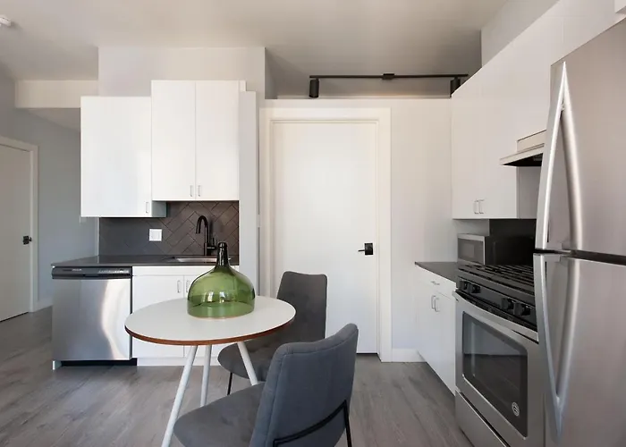 The Plymouth Classic Suites By Sonder Chicago