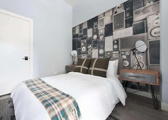 The Plymouth Classic Suites By Sonder *