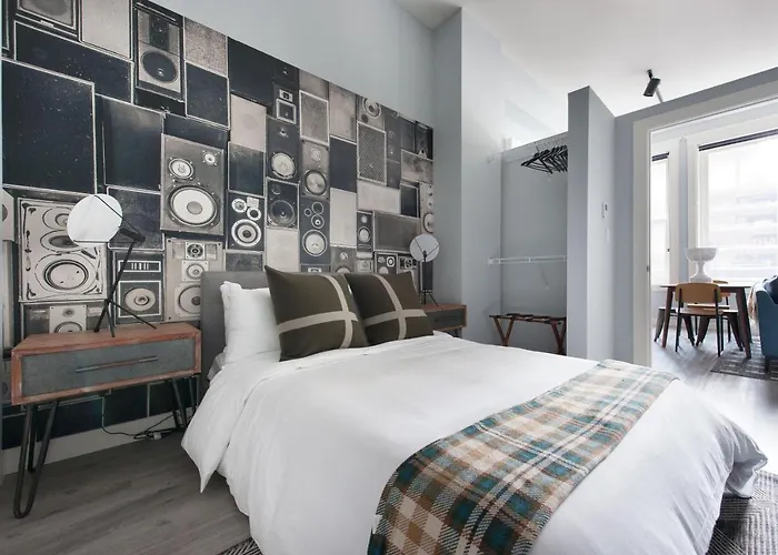The Plymouth Classic Suites By Sonder * Chicago