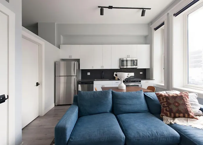 The Plymouth Classic Suites By Sonder
